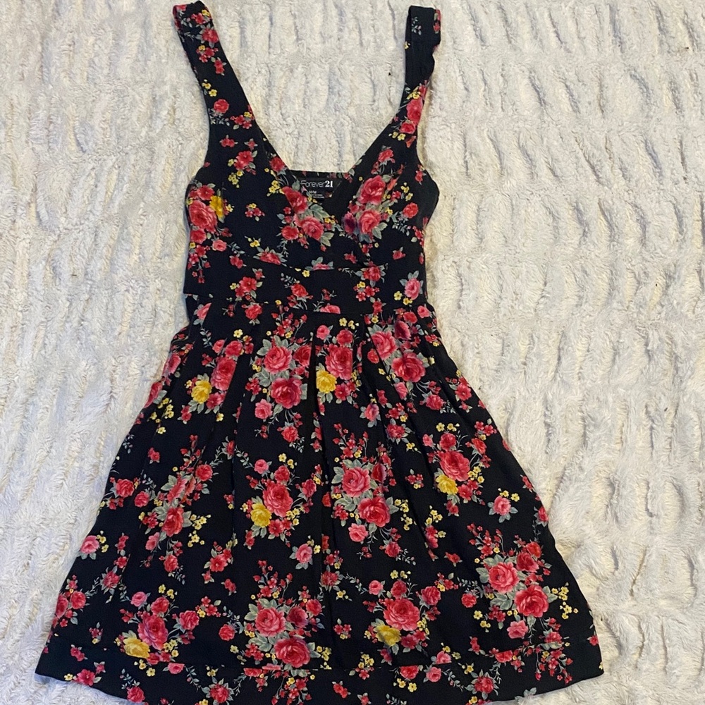 Forever 21 Black Floral Mini Dress